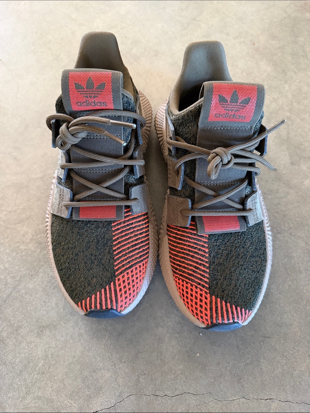 Adidas Athletic Olive Green Prophere Sneakers with Pink Accent size 6 - Picture 2 of 8